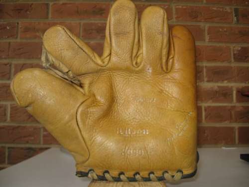 Mike Cvengros Wilson 8090 Front